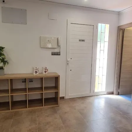 Casa Riu Nou * L' Alcudia de Crespins